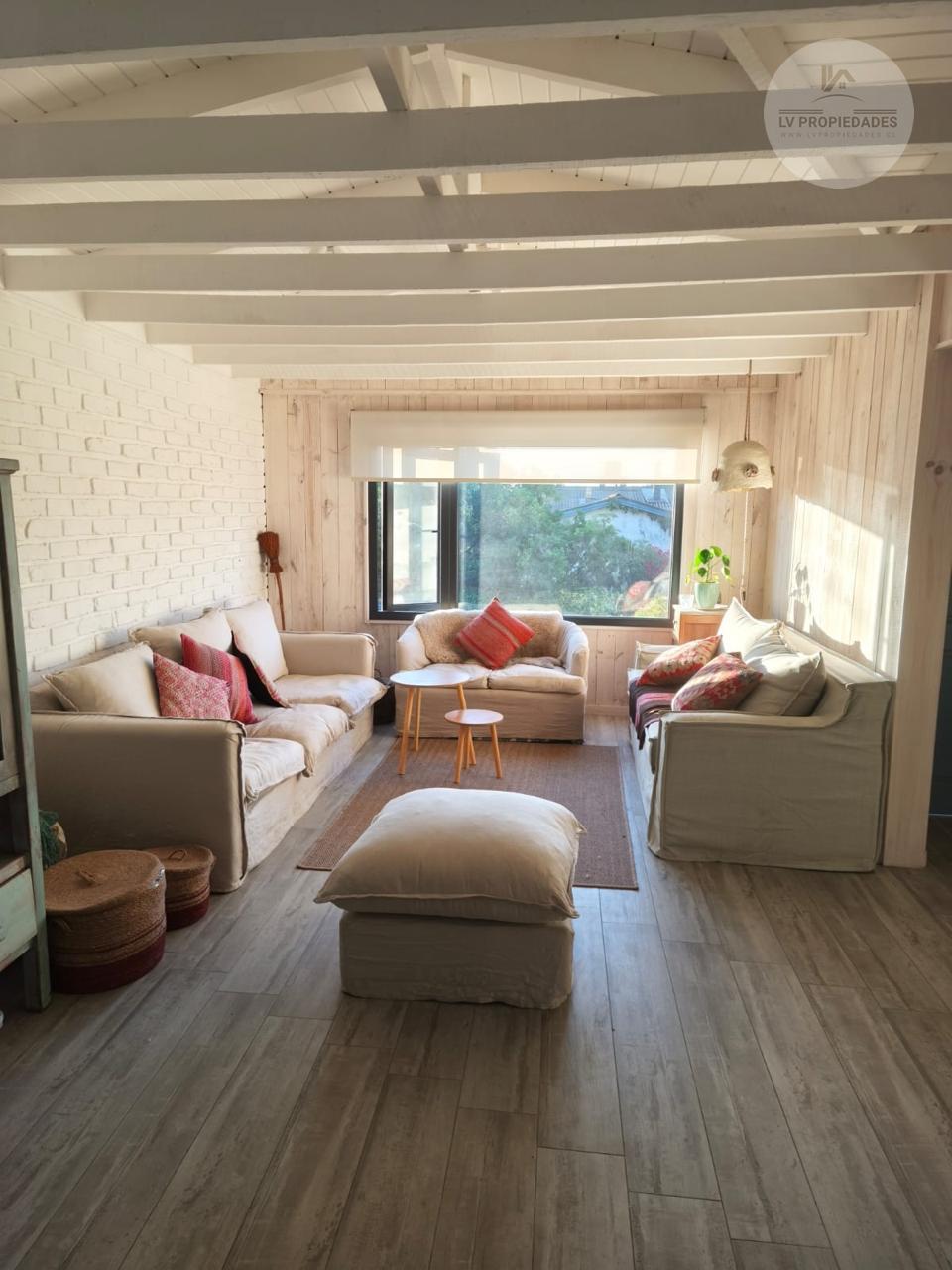 LV PROPIEDADES ARRIENDA HERMOSA CASA EN MAITENCILLO